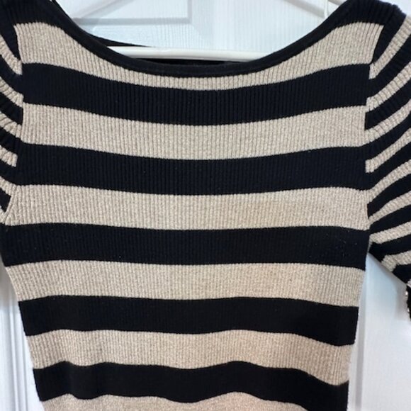 WHITE HOUSE BLACK MARKET WOMAN'S LADIES SWEATER TOP SHIRT SMALL - Picture 3 of 7